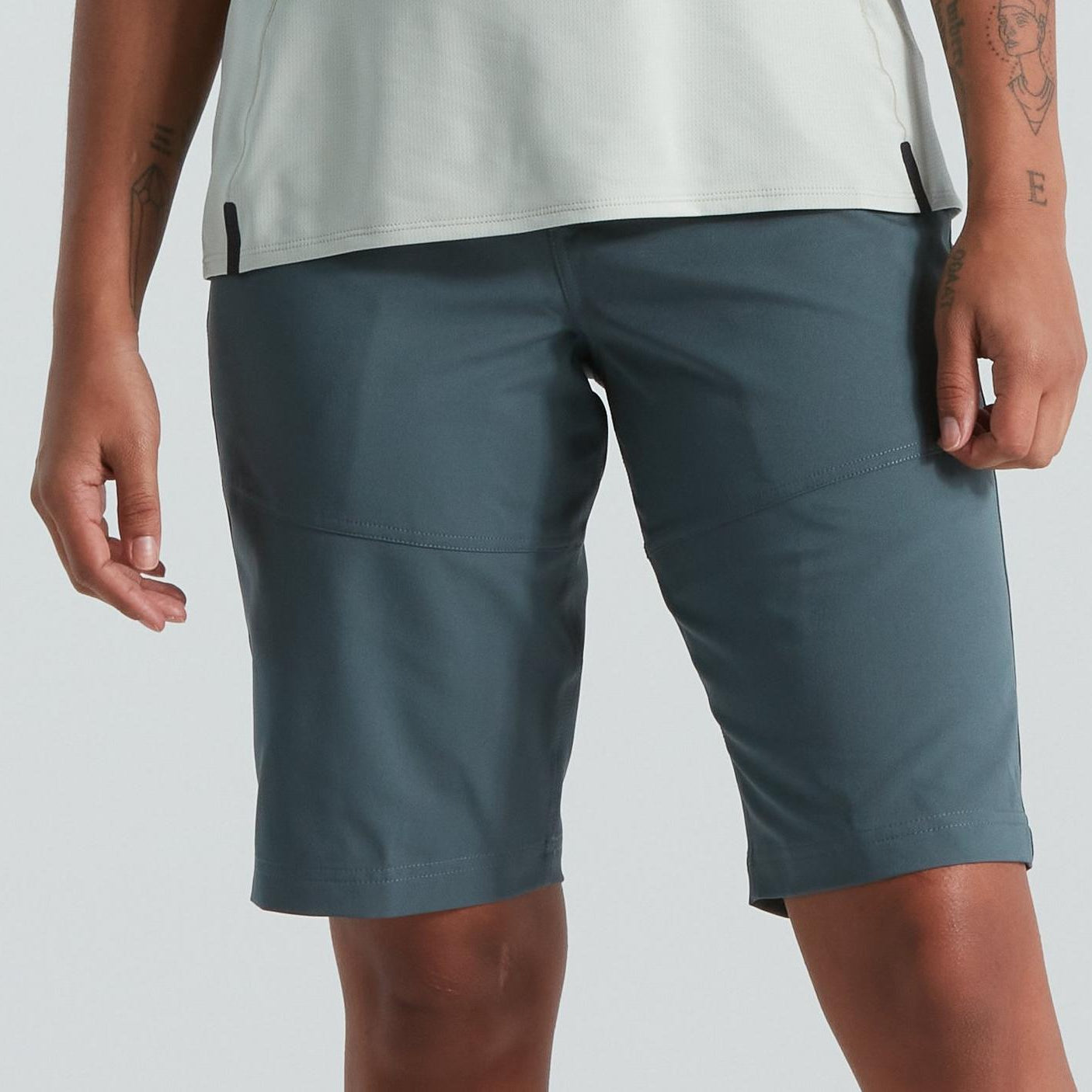 TRAIL SHORT W/LINER WMN