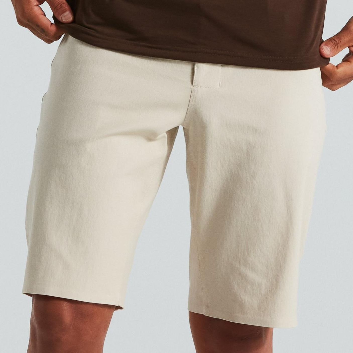 ADV SHORT MEN