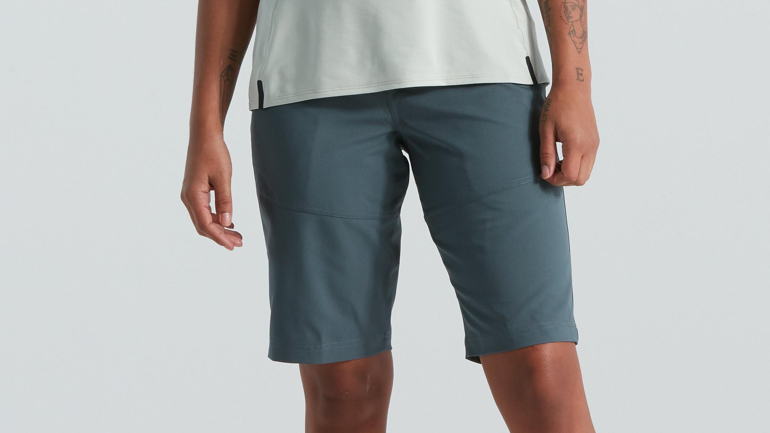 TRAIL SHORT W/LINER WMN